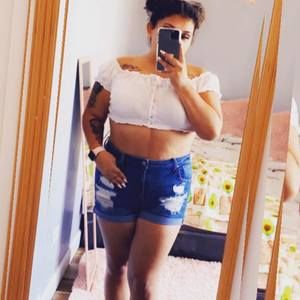 Meet your Posher, Sara